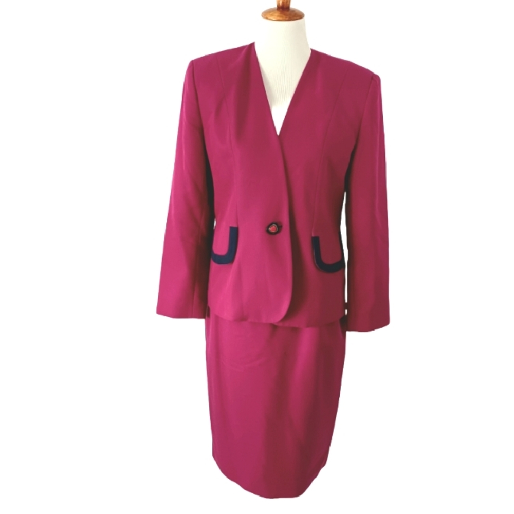 J. GALLERY 2 PIECE SET JACKET/ SKIRT  SIZE 8
